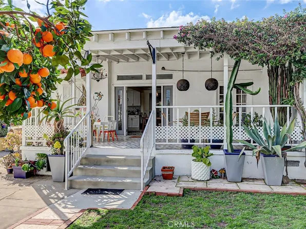 8826 S Gramercy Pl, Los Angeles, CA 90047