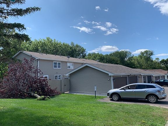 3rd image of 6780 Gretchen Ln N