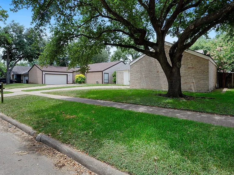 930 Mesa Terrace Dr — Photo 4