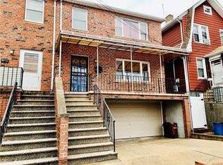 3065 Middletown Rd, Bronx, NY 10461