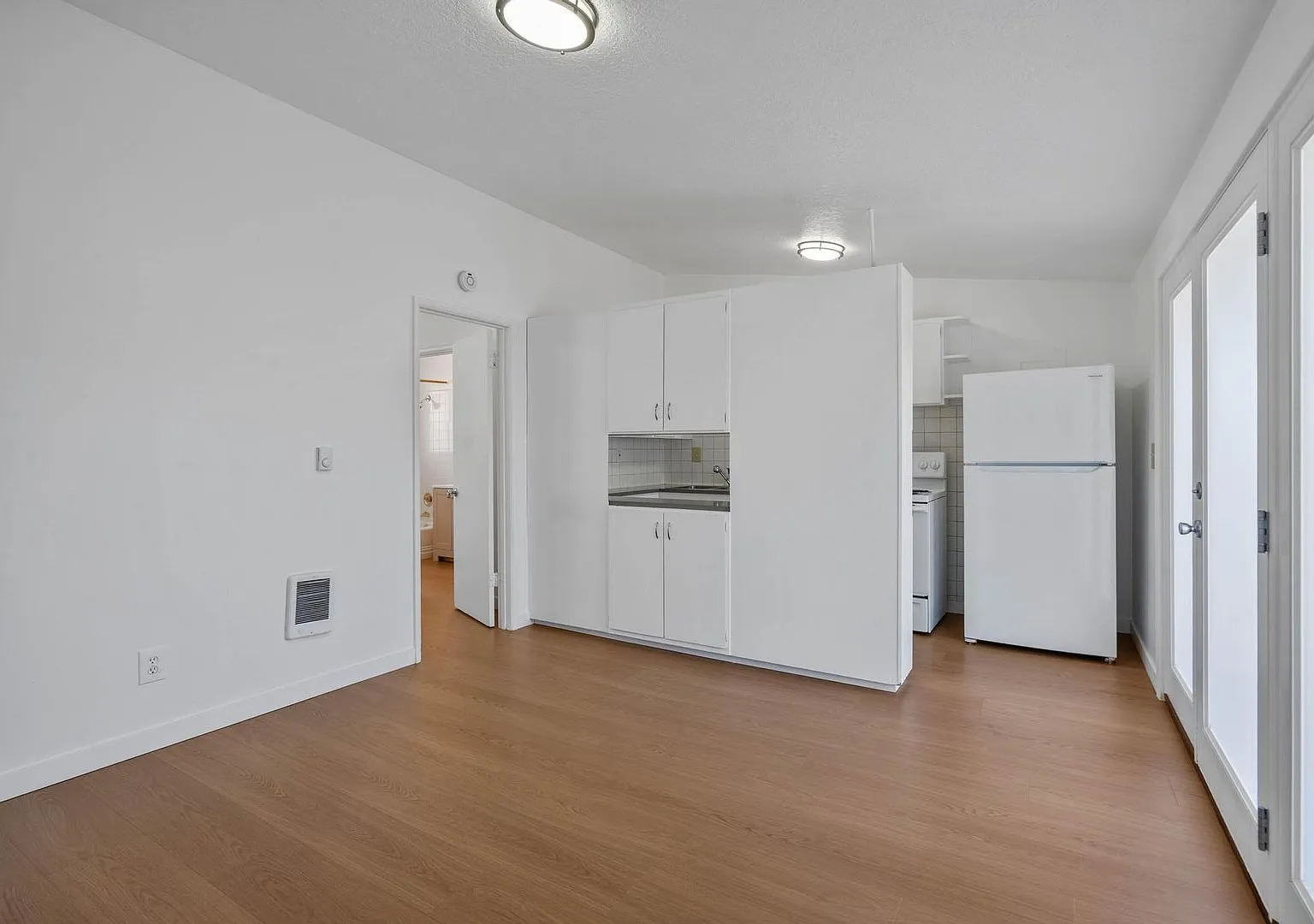 $500 off first month's rent! Comfy 1-bdrm/1-bath Estacada townhomePeaceful, near Portland, A/C, o... — Photo 4