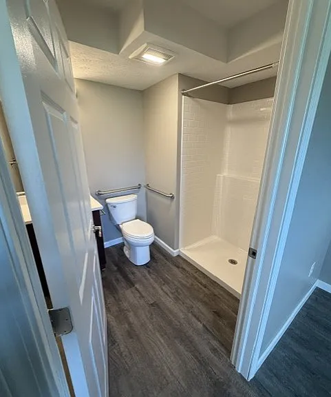 Beacon Point Apartments — Photo 39