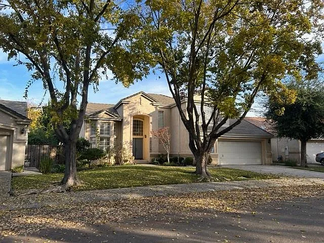4913 Innisbrook Dr photo 1