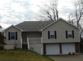 17405 E 37th Ter S, Independence, MO 64055