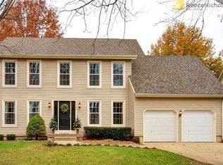 15204 Dearborn St, Overland Park, KS 66223