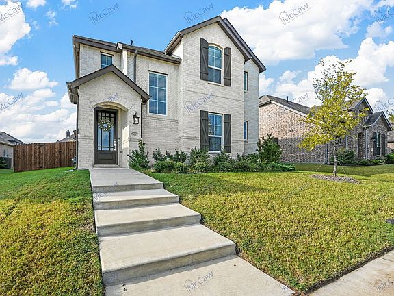 2nd image of 424 Country Meadows Blvd