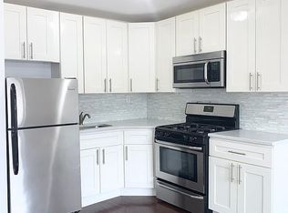 209 Meagher Ave, Bronx, NY 10465