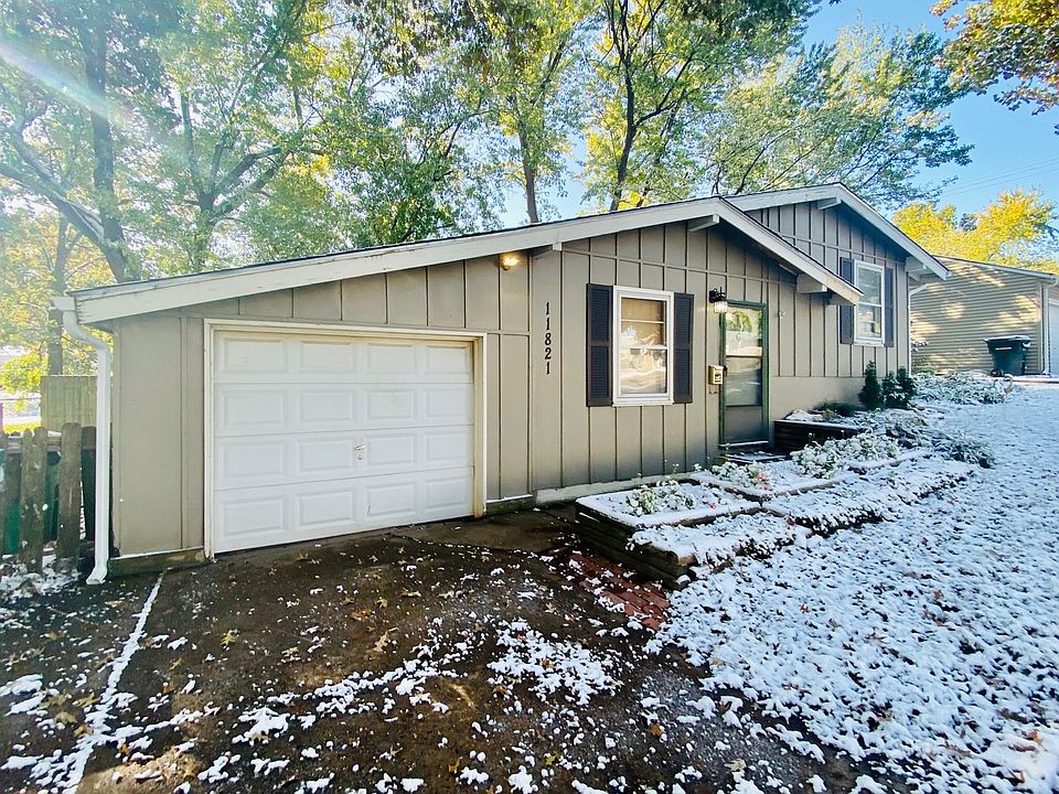 11821 W 67th St Shawnee KS Zillow