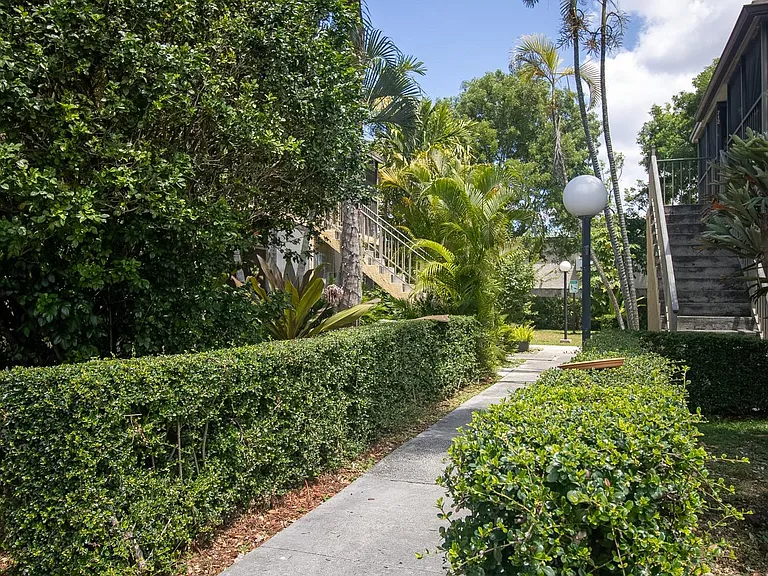 15629 SW 73rd Circle Ter #94 — Photo 3