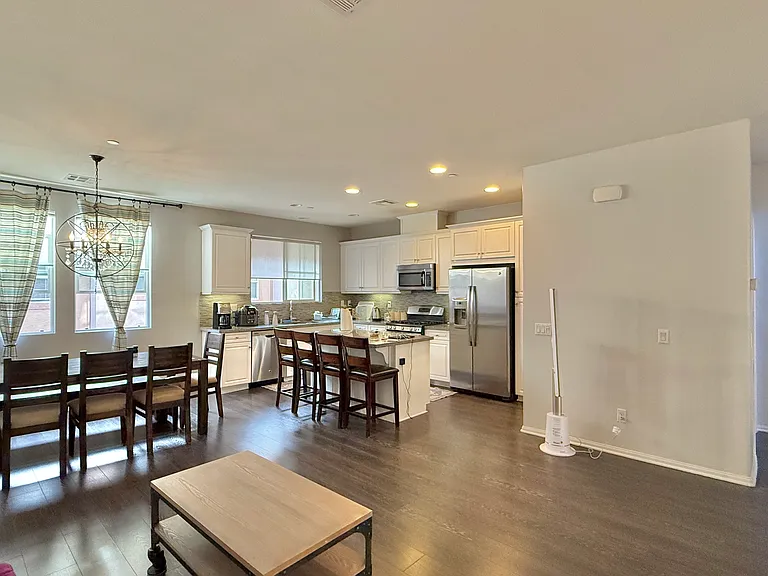 1625 Waterlily Way — Photo 11