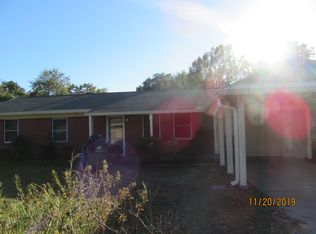1212 Larsen Ave, Pascagoula, MS 39567