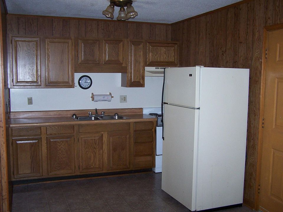 2nd image of 6383 Us Highway 221 S Unit 8