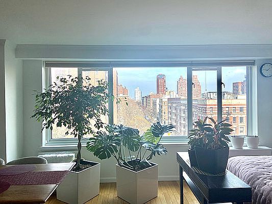 1st image of 392 Central Park W APT 8U