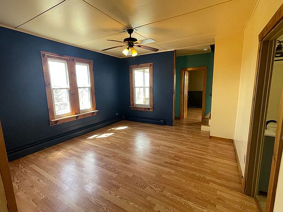 2nd image of 16 Briggs Ave
