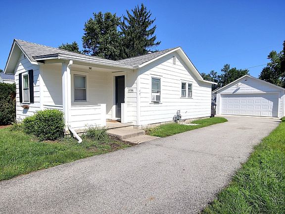 2nd image of 2706 Waynedale Blvd