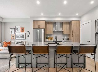 100 N Banister Dr #4102, Okotoks, AB T1S5Y2
