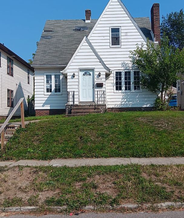 1st image of 4949 E 86th St