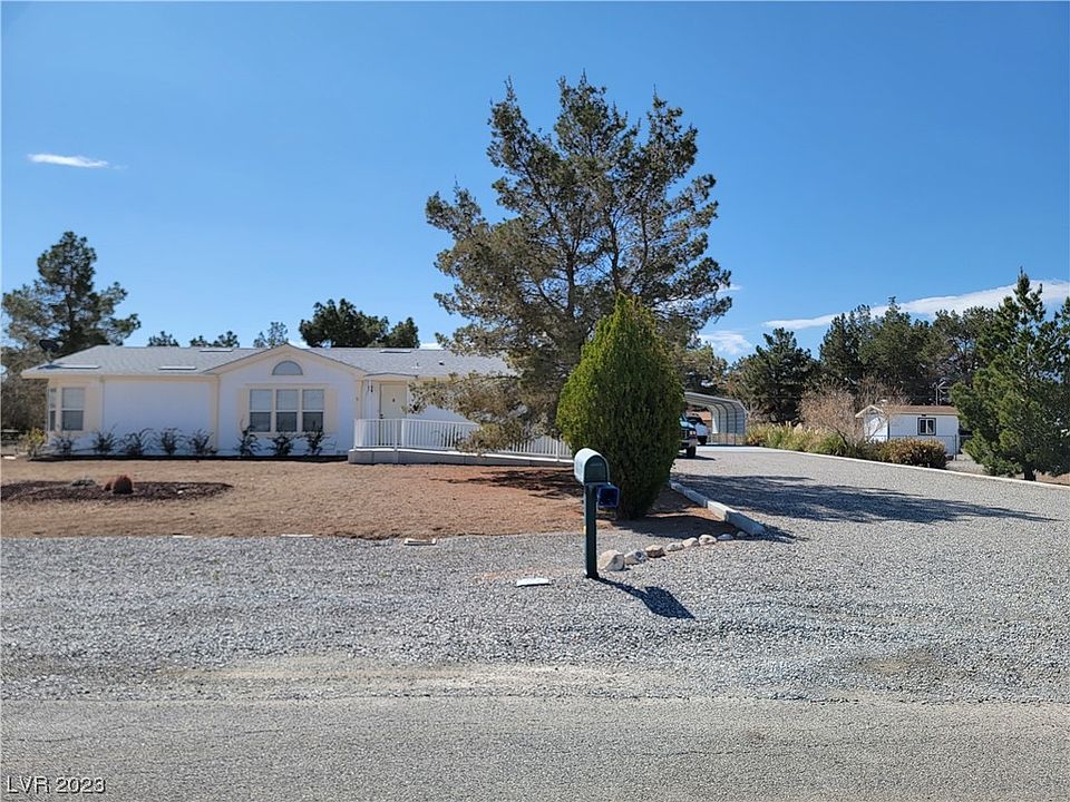 1st image of 2451 Manitoba St