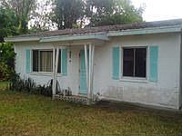 1st image of 412 Lakeview Dr