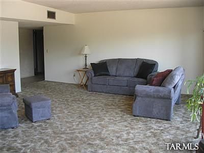 4th image of 8742 E Placita Bolivar
