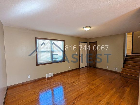 4th image of 405 NE Orchard St APT A