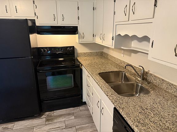 2nd image of 8024 Stark Ave Unit B