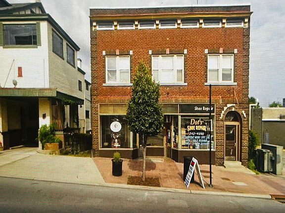 5th image of 4813 Vine St #4