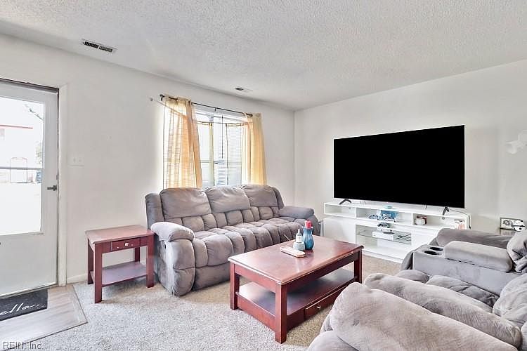 1st image of 2148 Kimball Cir