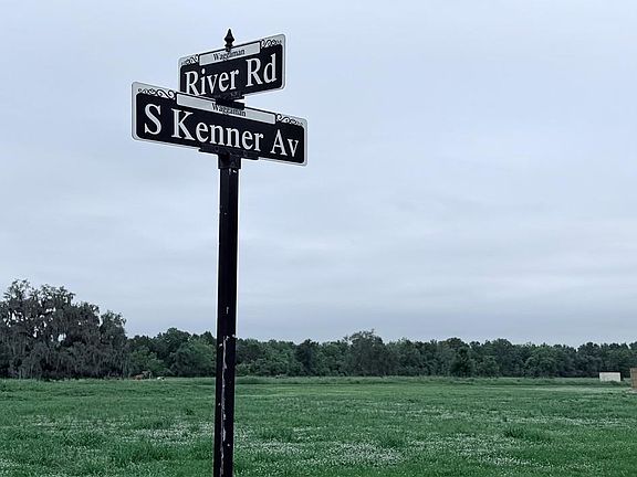 4th image of S Kenner Ave