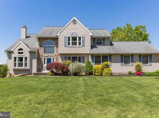 135 Cider Press Dr, Mullica Hill, NJ 08062