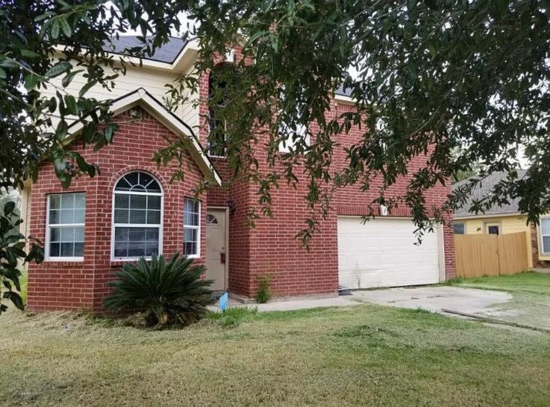 1st image of 1530 Lake View Cir E
