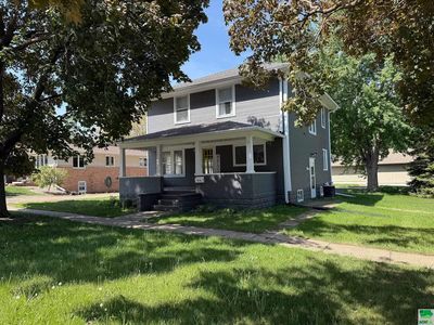 316 Arizona Ave NW, Orange City, IA, 51041