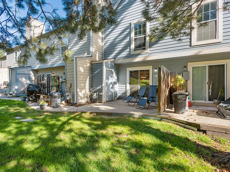 3556 Queen Anne Way #1 — Photo 19
