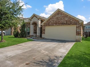 13702 Spectacled Bear Ln, Crosby, TX 77532