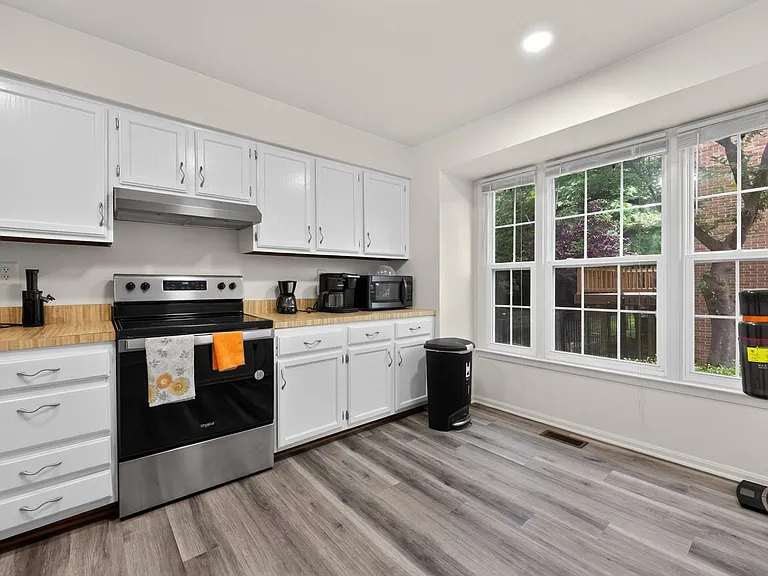 10946 Rampart Way — Photo 8
