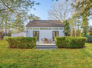 24 Roxbury Ln, Wainscott, NY 11975