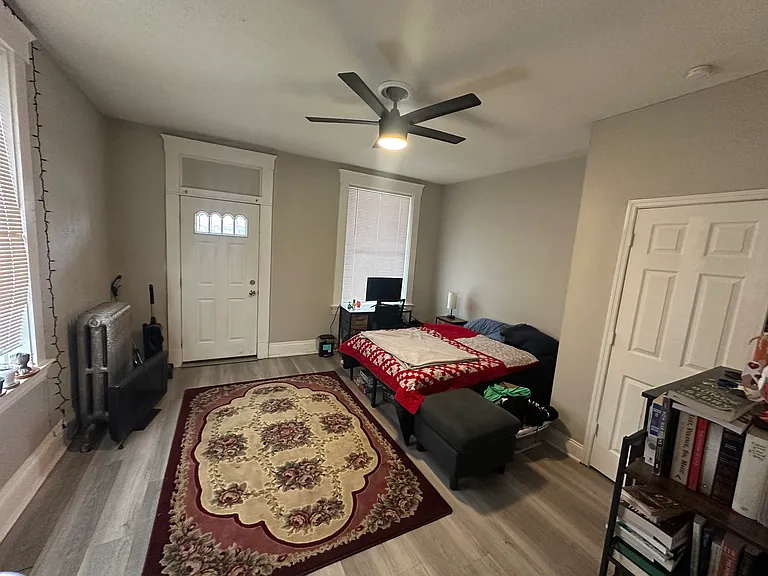 322 Warner St #1 — Photo 7