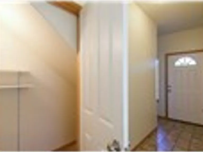 1016 Campbell Ave — Photo 15