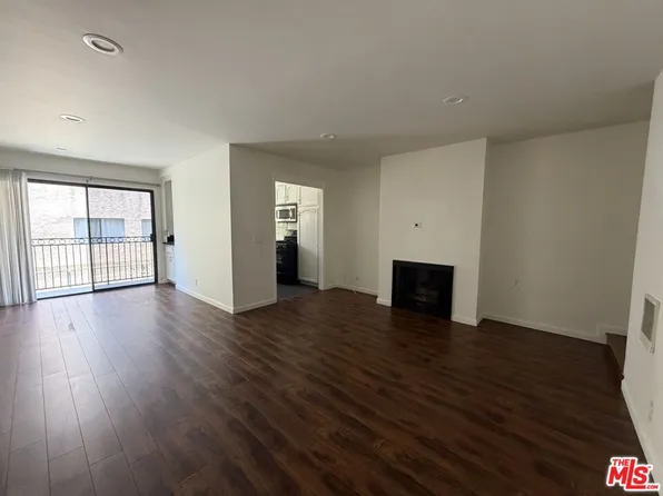 1337 N Sierra Bonita Ave #204, Los Angeles, CA 90046