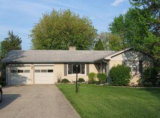 702 Maple Ln, Westfield, IN 46074