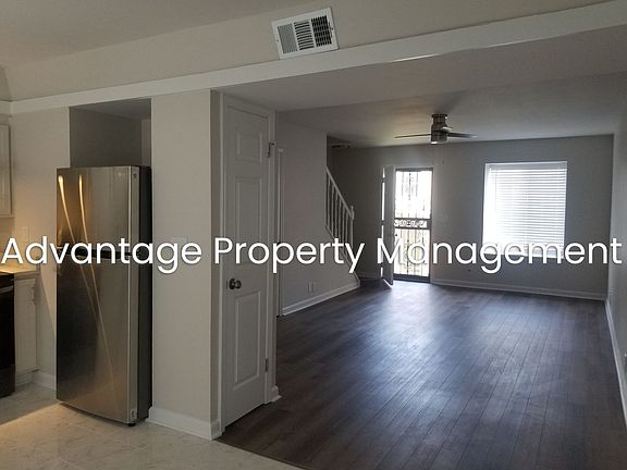 5th image of 6598 Poplar Woods Cir S APT 2