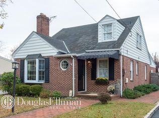 185 Canterbury Rd, Williston Park, NY 11596