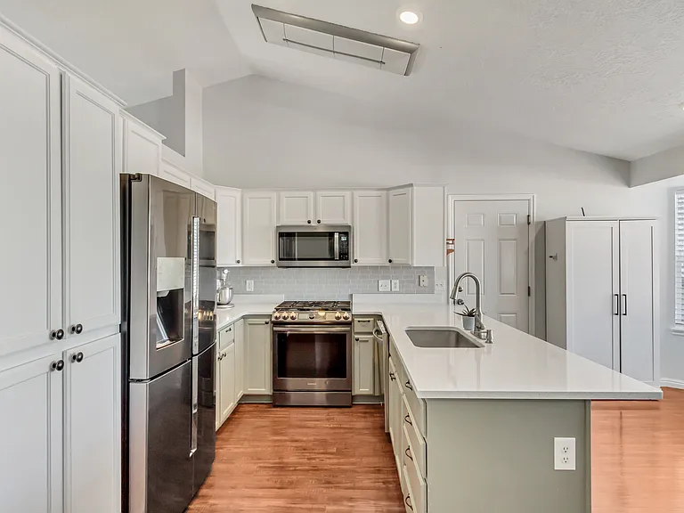 5943 Genoa Ln — Photo 20