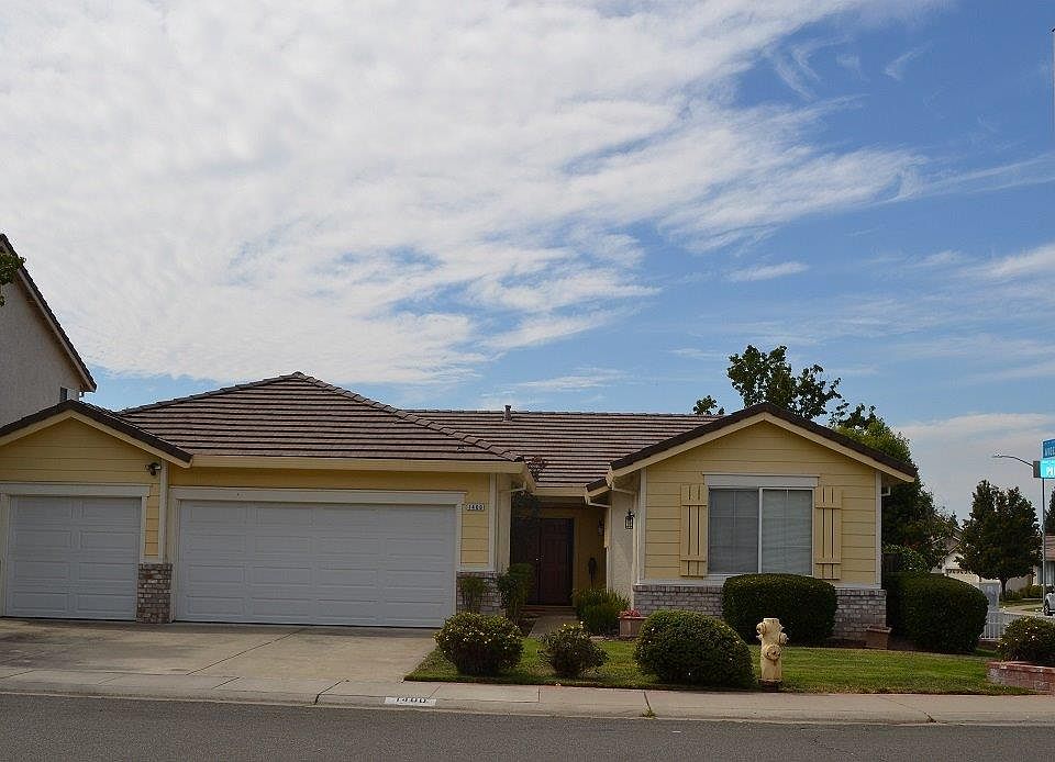 1st image of 1400 Pintail Way