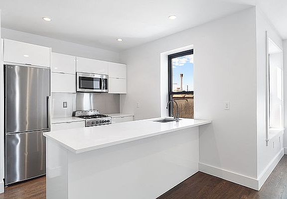 4th image of 43-18 25th Ave #6