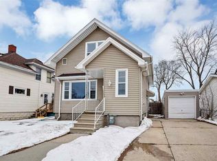 874 Bond St, Green Bay, WI 54303