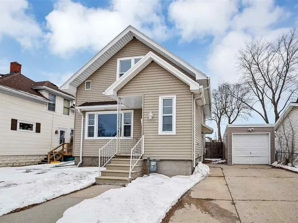 874 Bond St, Green Bay, WI 54303