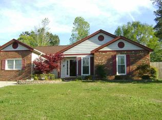 2681 Idlebrook Cir, Midway Park, NC 28544