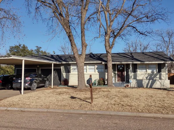 210 Park Ln, Winters, TX 79567