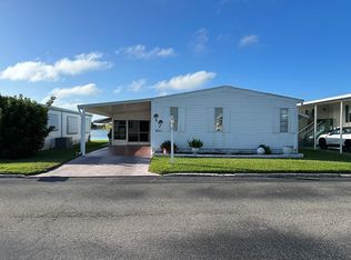 3822 Bywater Dr, Holiday, FL 34691